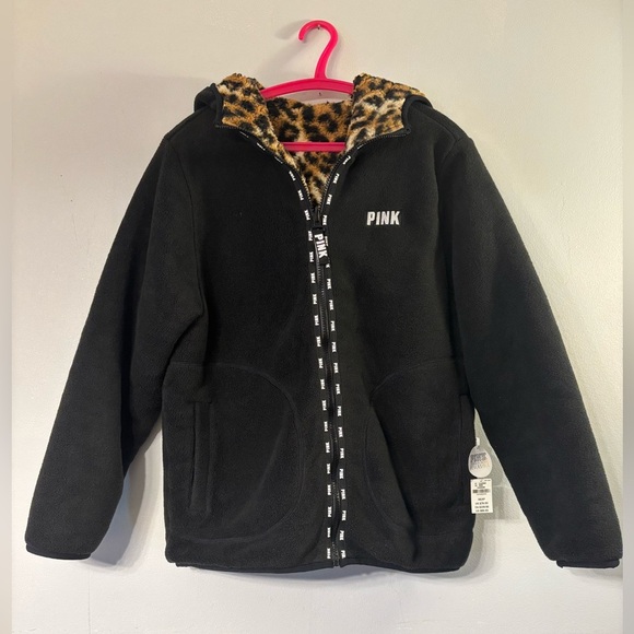 Victoria's Secret Pink Leopard Reversible Sherpa Cozy Fleece Hoodie
Code 5 - Picture 3 of 8